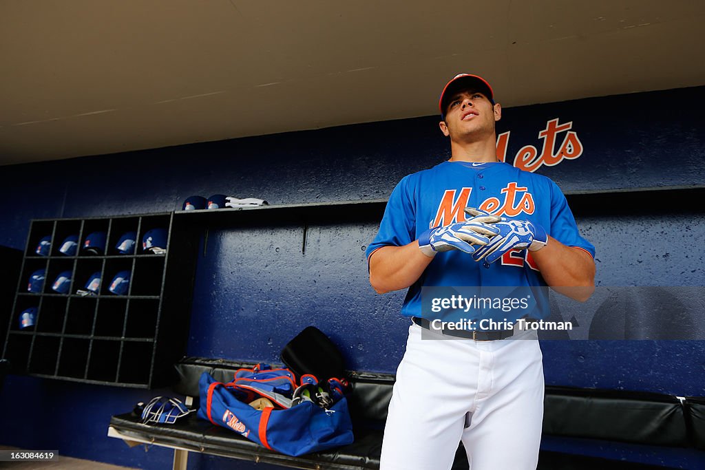 Miami Marlins v New York Mets