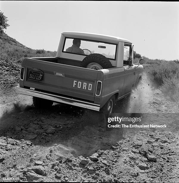 Ford Bronco Pickup Test. Ford's Bronco with it's standard 6-cylinder engine is quite capable of unseating an unstrapped rider in some what less than...
