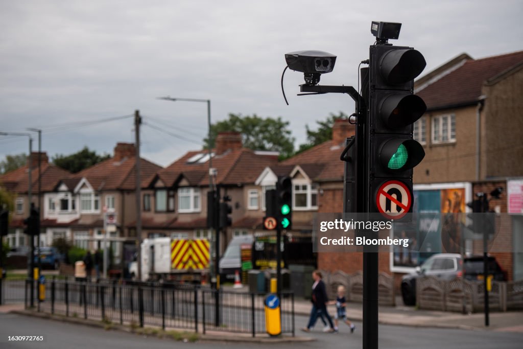 London's Expanded Ultra Low Emissions Zone First Day of Operation