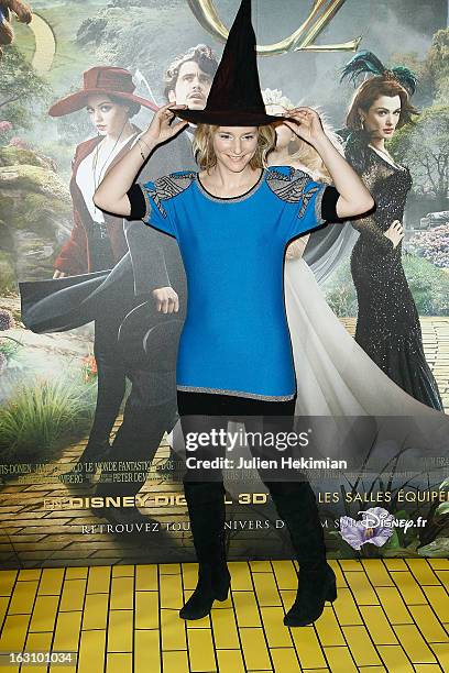 Natacha Regnier attends 'Le Monde Fantasique D'Oz' Premiere at cinema wepler on March 4, 2013 in Paris, France.