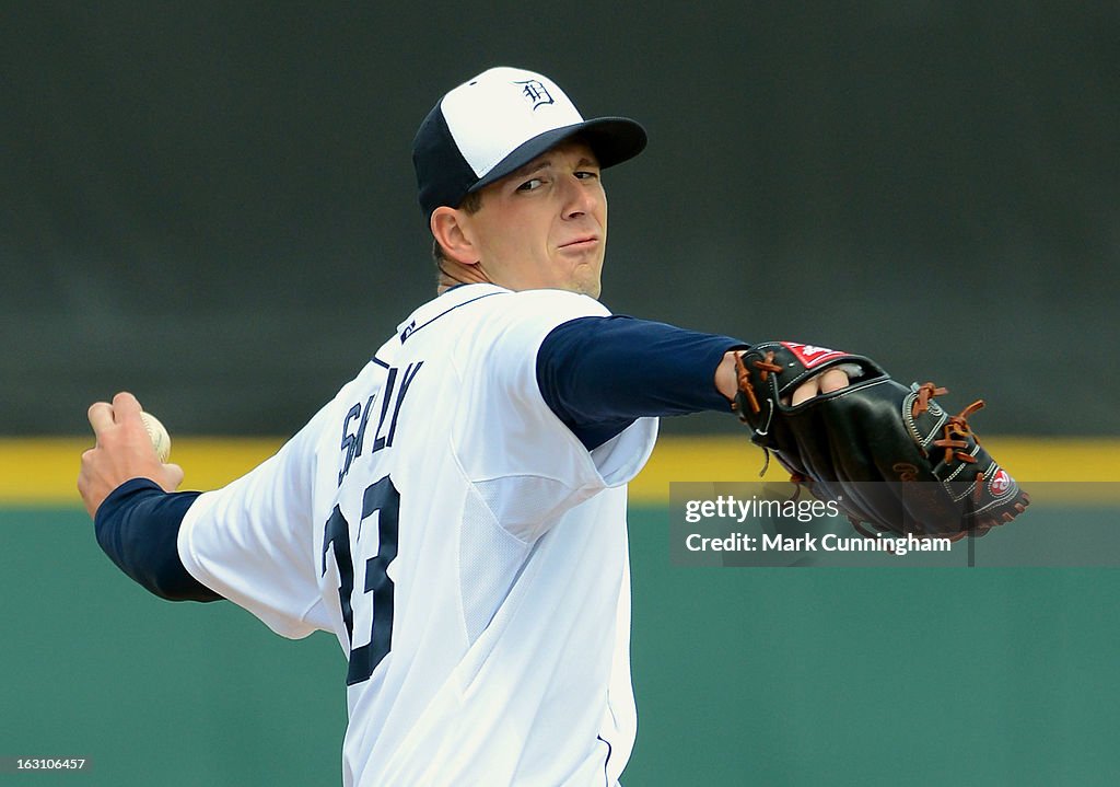 Pittsburgh Pirates v Detroit Tigers