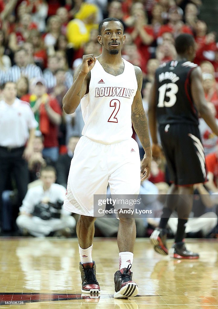 Cincinnati v Louisville