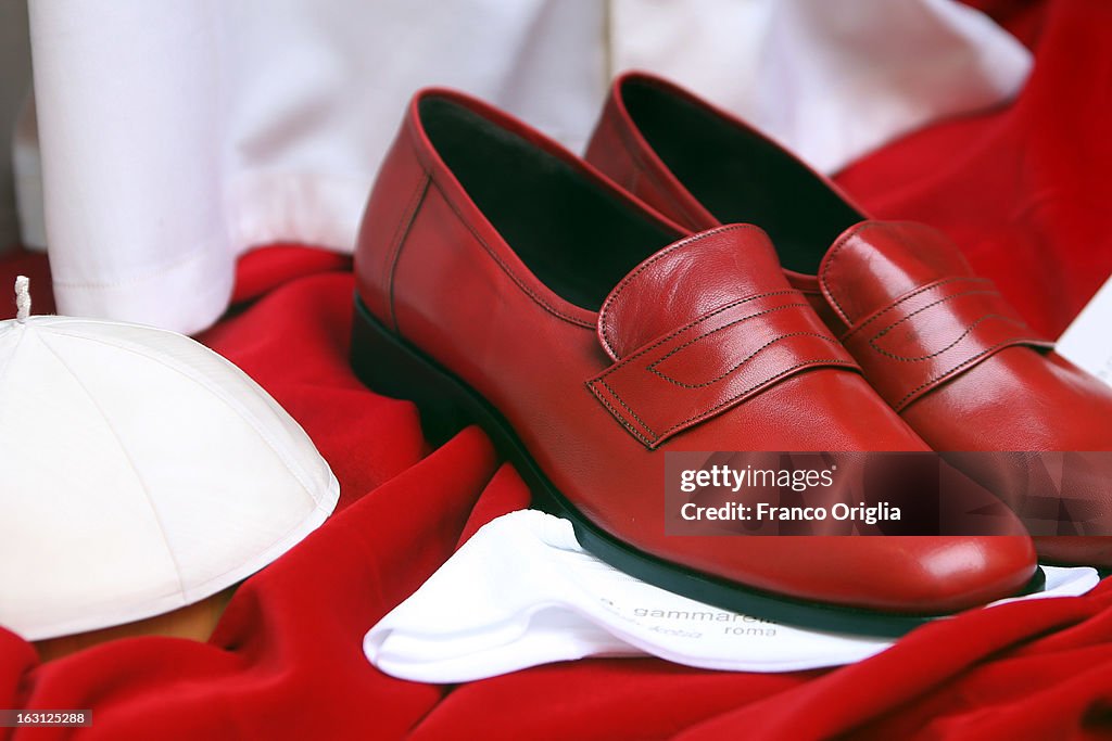 New Pope's Dress On Show At The Gammarelli Atelier