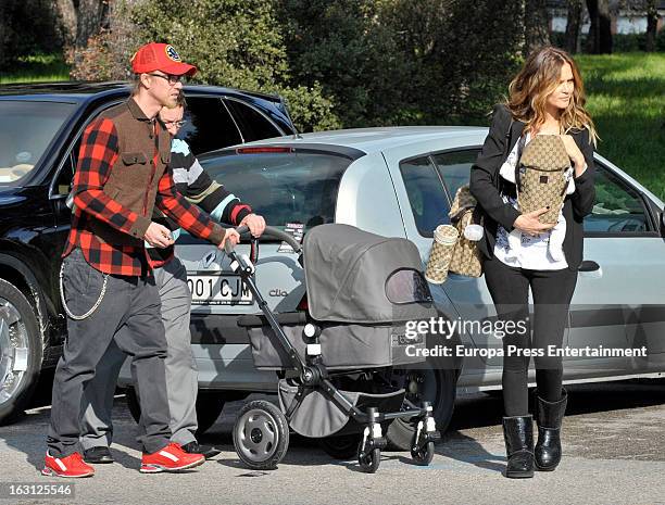 Spanish football player Jose Maria Gutierrez 'Guti' , his girlfriend Romina Belluscio and their son Enzo are seen on February 20, 2013 in Madrid,...