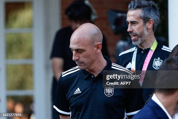 Pedro Sanchez receives to the Spain Women Team as World Cup Champions Pedro Sanchez receives to the Spain Women Team as World Cup Champions