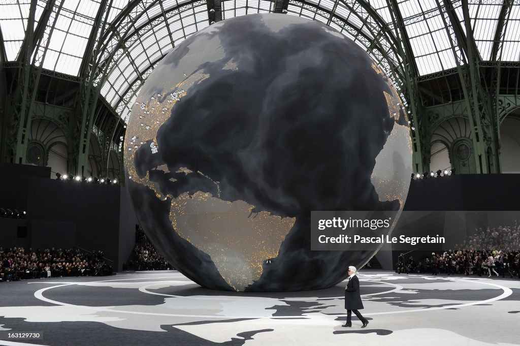 Chanel - Front Row - PFW F/W 2013