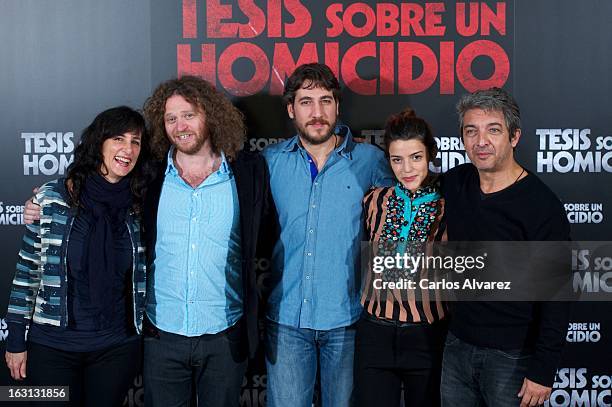 Producer Mariela Besuievsky, director Hernan Goldfrid, actor Alberto Ammann, actress Calu Rivero and actor Ricardo Darin attend the "Tesis Sobre Un...