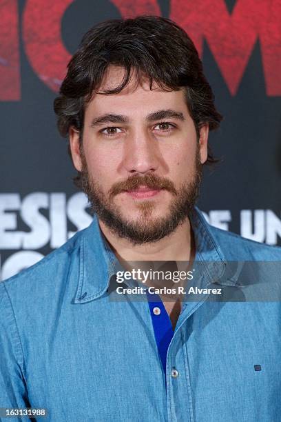 Actor Alberto Ammann attends the "Tesis Sobre Un Homicidio" photocall at Casa de America on March 5, 2013 in Madrid, Spain.