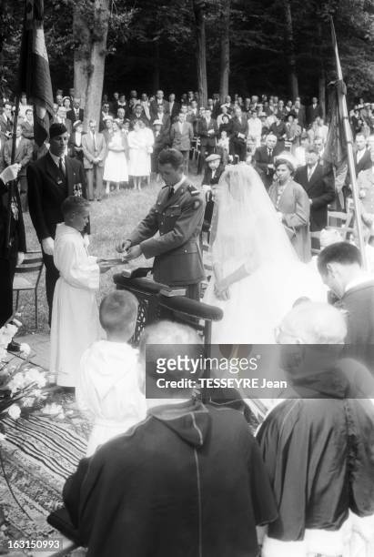 Wedding Of Benedicte, Daughter Of Marshal Leclerc With The Lieutenant Of Hautelocque Franqueville. En France, à Tailly, en août 1958. Mariage de...