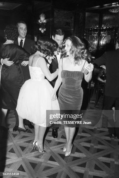 Evening At Maxim'S In 1958. Paris - 28 novembre 1958 - Lors d'une soirée organisée au restaurant MAXIM'S en présence de plusieurs célébrités, Yves...