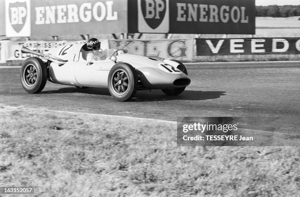 Formula 1 France Grand Prix. France, Gueux, 6 juillet 1959, Le Grand Prix automobile de Formule 1 a lieu sur le circuit de Reims-Gueux. Tony Brooks...