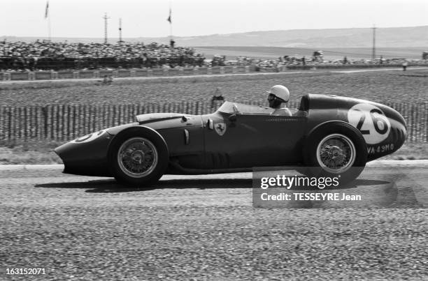 Formula 1 France Grand Prix. France, Gueux, 6 juillet 1959, Le Grand Prix automobile de Formule 1 a lieu sur le circuit de Reims-Gueux. Tony Brooks...