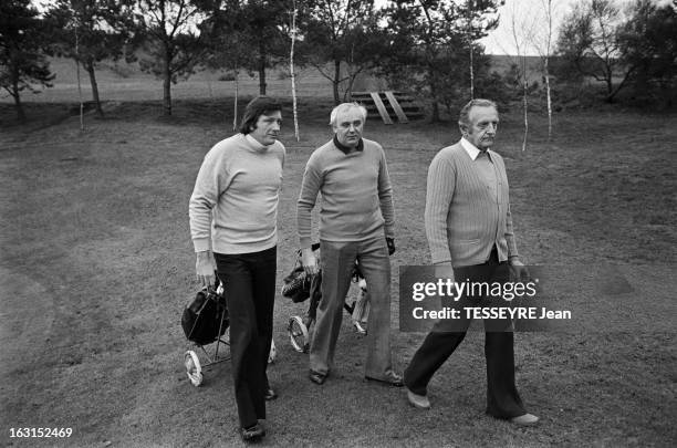 Jean Claude Lasante, Head Hunter. Dates: les 3 et 4 janvier 1976 / Premier à introduire en France le recrutement par 'approche directe'/ avec Michael...