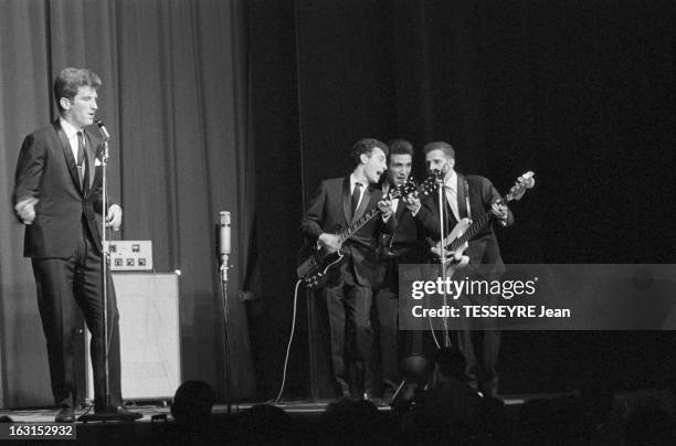 Group 'Les Chaussettes Noires'. Cretéil, Paris- 6 decembre 1962- Le groupe de rock français'Les Chaussettes noires': sur scène, de gauche à droite,...