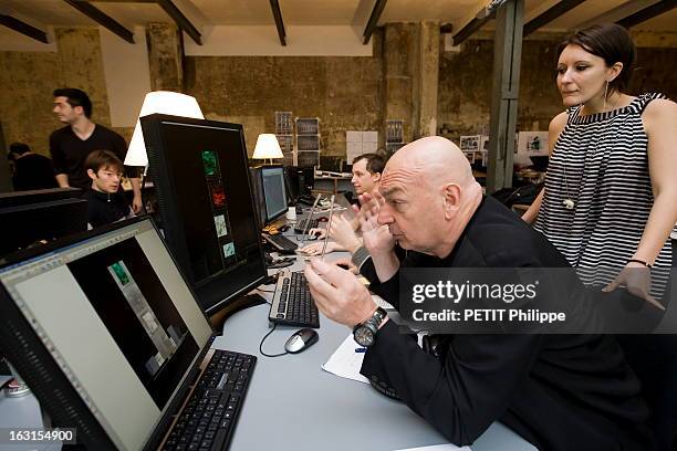 Rendezvous With Jean Nouvel. Jean NOUVEL reçoit Paris Match dans les locaux de son agence, installée dans d'anciens ateliers d'artisans :...