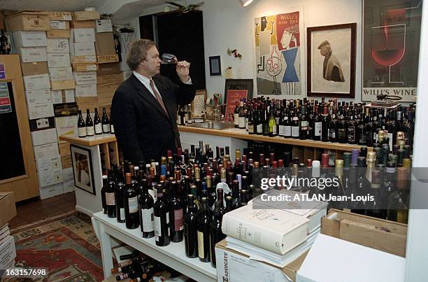 Wine Critic Robert Parker At Home With Family In Maryland. Aux Etats-Unis, en septembre 2001, Rendez-vous avec Robert PARKER, oenologue, critique de...