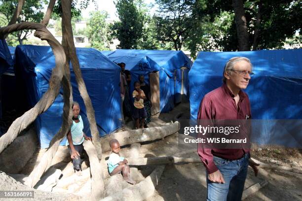 Jean-Christophe Rufin In Haiti. Il y a un an, Port-au-Prince était dévasté par un tremblement de terre. L'académicien Jean-Christophe RUFIN, envoyé...