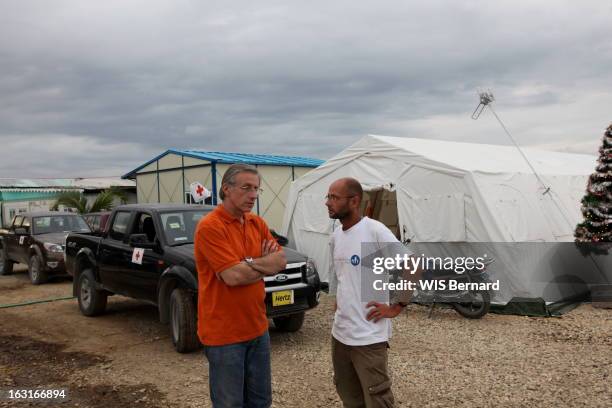 Jean-Christophe Rufin In Haiti. Il y a un an, Port-au-Prince était dévasté par un tremblement de terre. L'académicien Jean-Christophe RUFIN, envoyé...