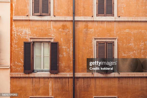 Window Styles On Rome 180 Roman Window Shades Stock Photos, High-Res Pictures, and Images ...