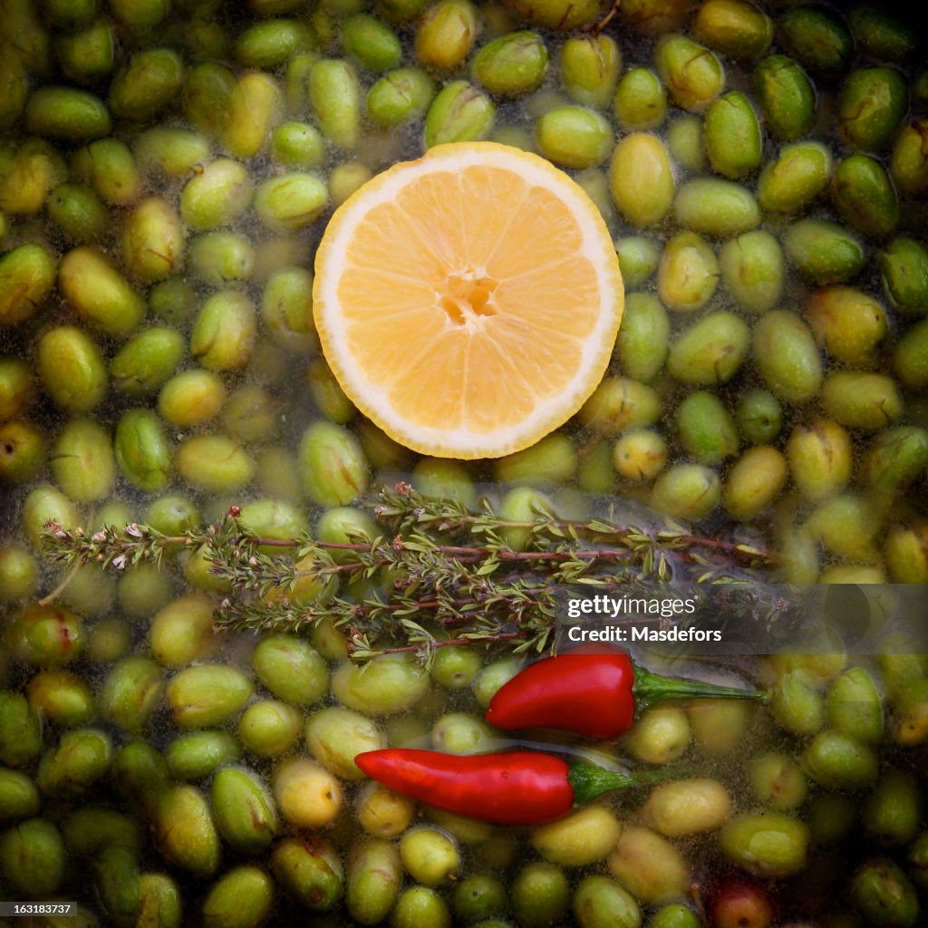 Aceitunas Limon y guindillas