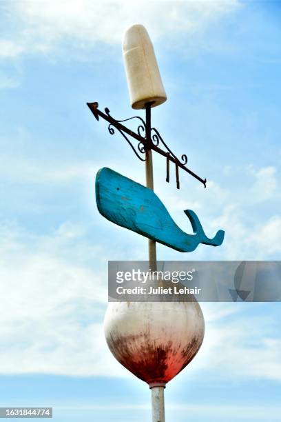 nautical totem. - southwold stockfoto's en -beelden