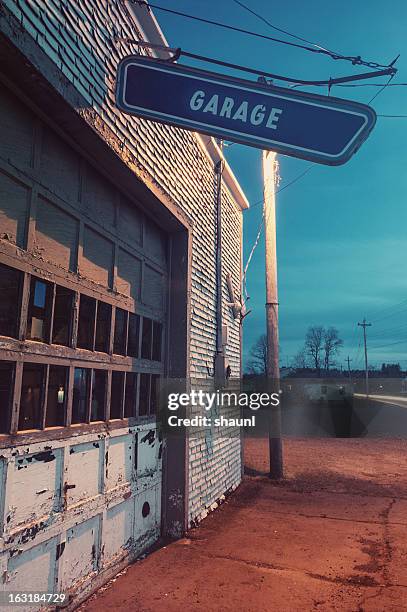4,223 Body Shop Sign Stock Photos, High-Res Pictures, and Images ...