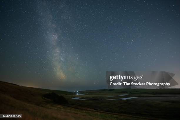the milky way galaxy, viewed from the sussex coast, england - south downs national park stock pictures, royalty-free photos & images