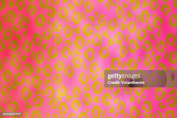 animal print pattern on pink glitter backgrond - leopard print texture stock pictures, royalty-free photos & images