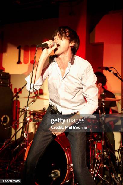 Suede performing live at the 100 Club, London on the 20th March 2010.