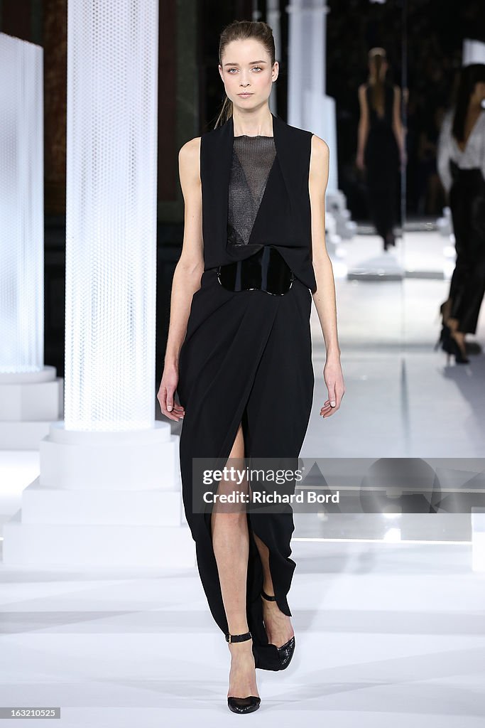 Vionnet - Runway - PFW F/W 2013