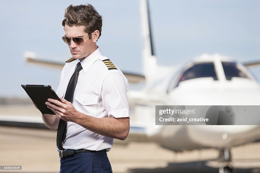 Corporate Pilot Using Electronic Tablet