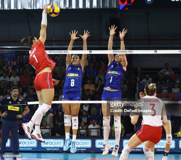 Helena Cazaute of France, Alessia Orro of Italy and Marina Lubian of Italy in action during the Women's EuroVolley Quarter Final match between Italy...