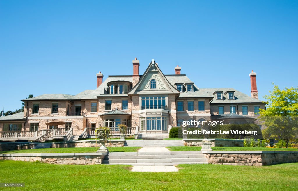Grand Home