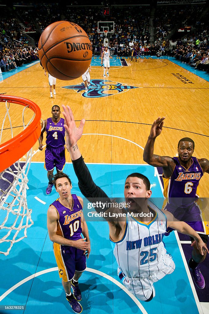 Los Angeles Lakers v New Orleans Hornets