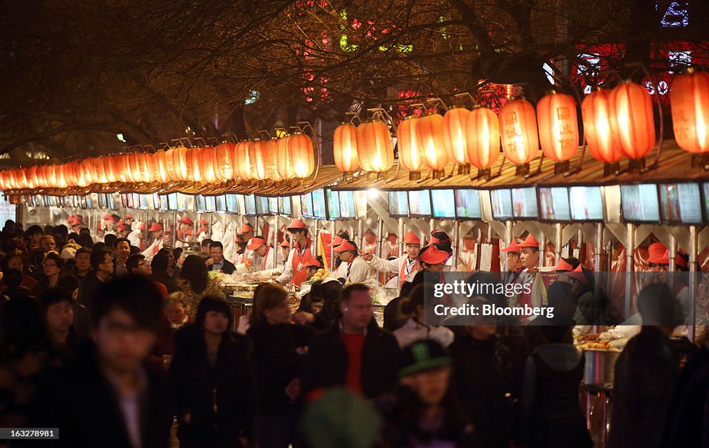 Night Market Shopping As China's NPC Continues