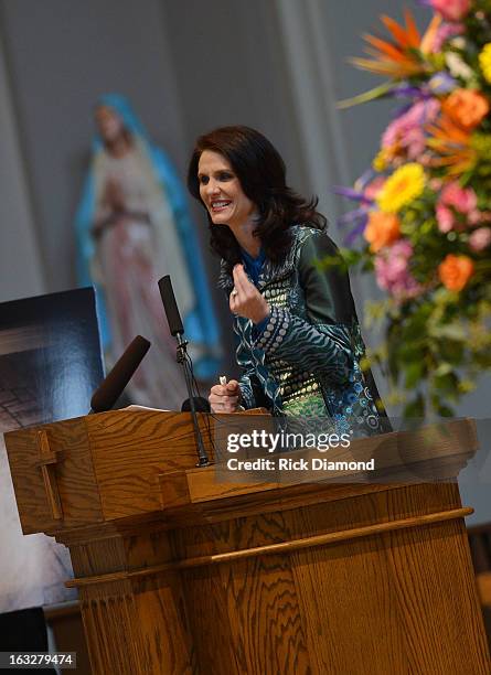 Ashley Webb - Family Friend speaks during the memorial service for Mindy McCready at Cathedral of the Incarnation on March 6, 2013 in Nashville,...