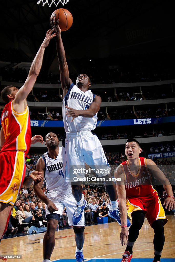 Houston Rockets v Dallas Mavericks