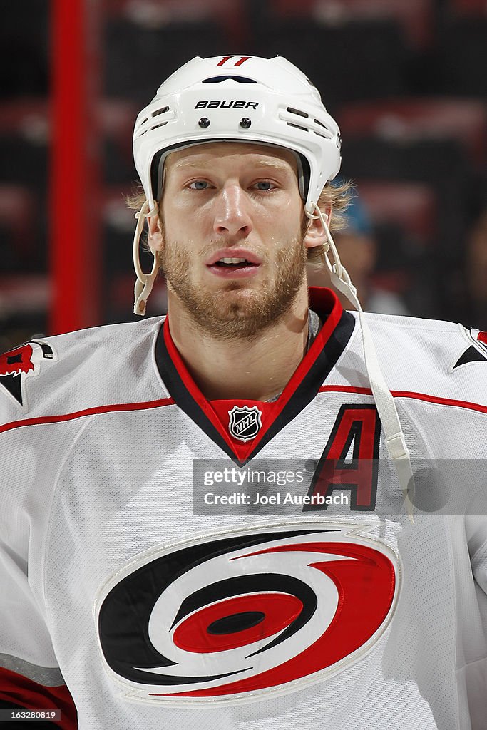 Carolina Hurricanes v Florida Panthers