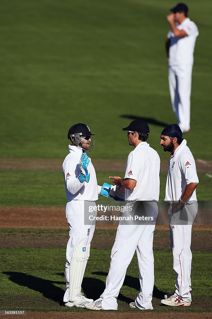 New Zealand v England - 1st Test: Day 2