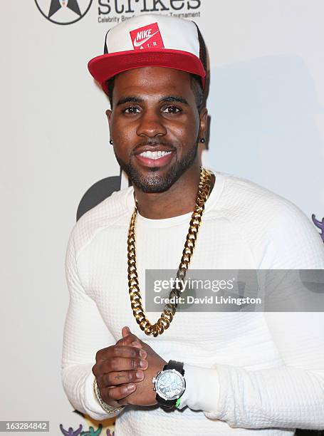 Singer Jason Derulo attends the 7th Annual "Stars & Strikes" Celebrity Bowling and Poker Tournament benefiting A Place Called Home at PINZ Bowling &...