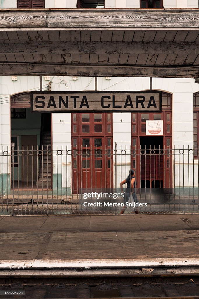 Santa Clara railway platform