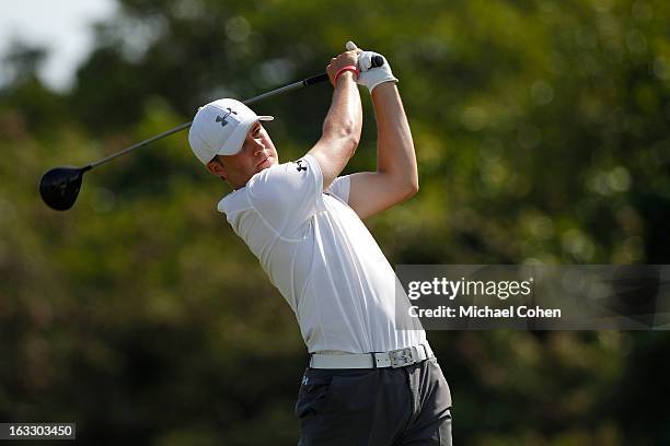 Jordan Spieth hits his drive on the 18th hole during the first round of the Puerto Rico Open presented by seepuertorico.com held at Trump...