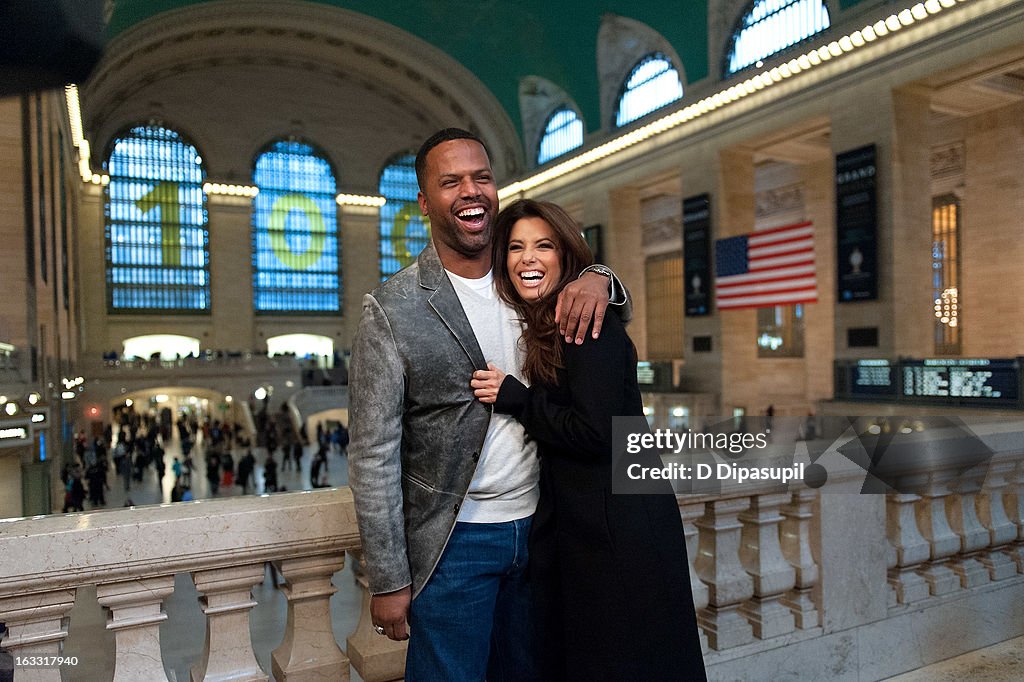 Maria Menounos & Eva Longoria On "Extra"