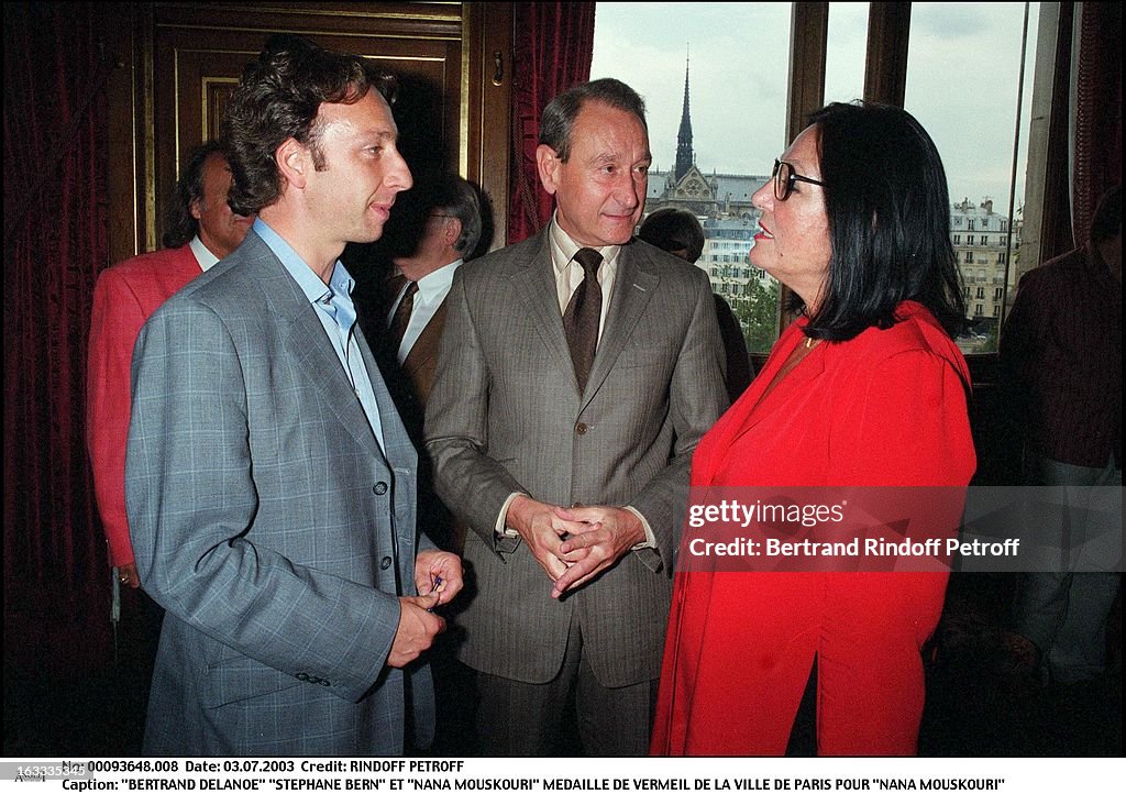 Nana Mouskouri Receives The Vermeil Medal In Paris