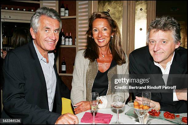 Gilbert and Nicole Coullier, Gilbert Rozon at Laurent Gerra Celebrates His Last Show At Olympia With A Dinner At Le Balzac In Paris.