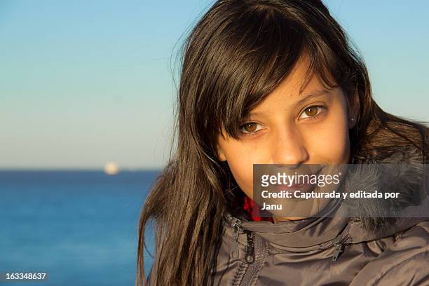 joven mirada - argentina girls stock pictures, royalty-free photos & images