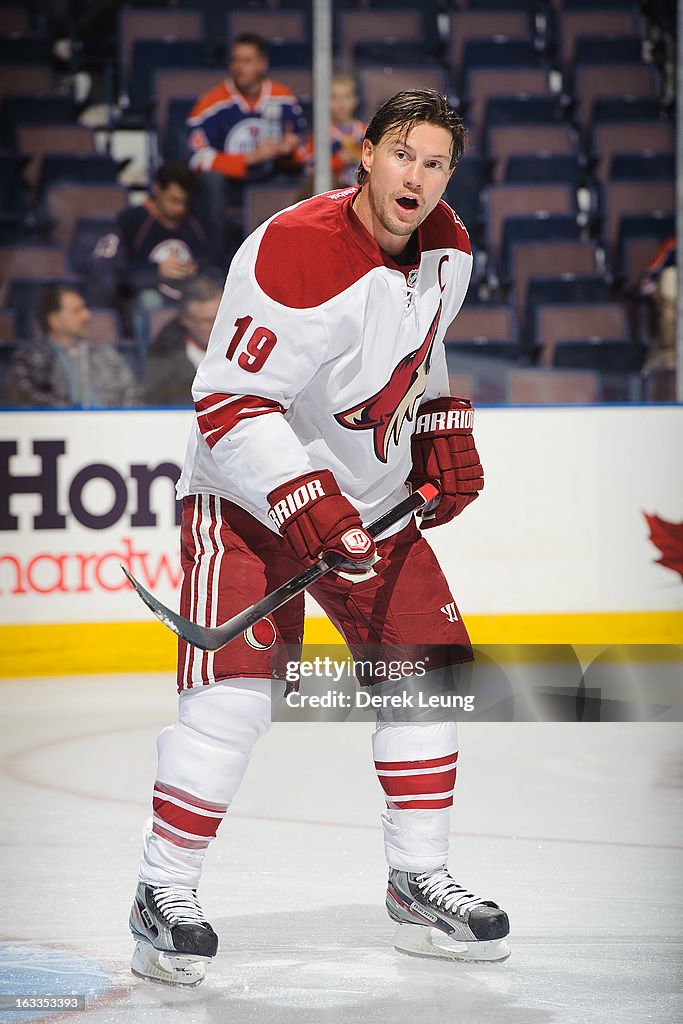 Phoenix Coyotes v Edmonton Oilers