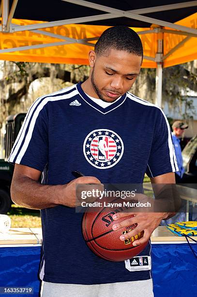 Eric Gordon of the New Orleans Hornets meets with local military personnel thanking them for their service on March 7, 2013 at the Joint Reserve Base...