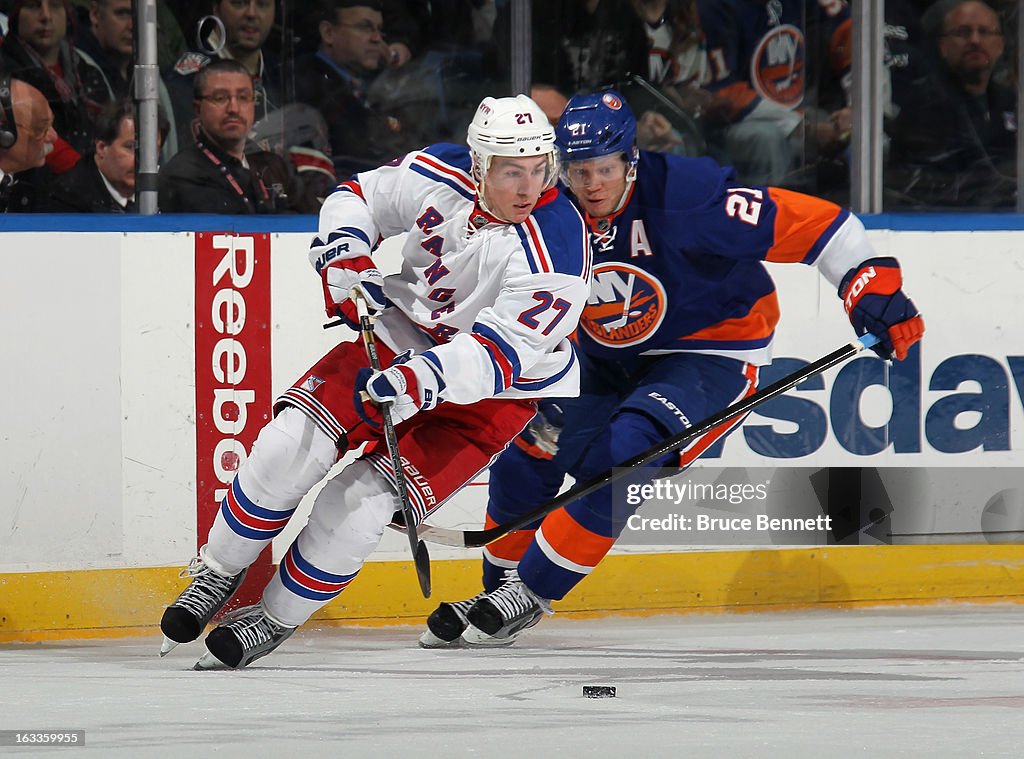 New York Rangers v New York Islanders