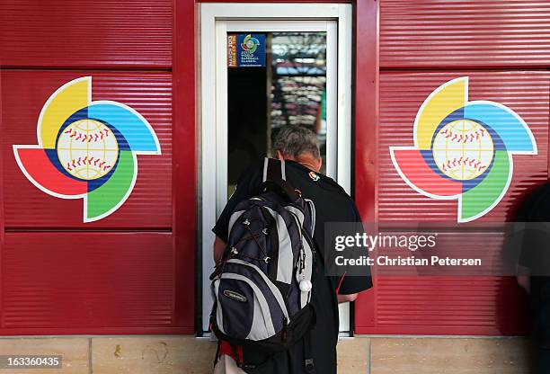 Fan buys tickets to the World Baseball Classic First Round Group D game between Italy and Canada at Chase Field on March 8, 2013 in Phoenix, Arizona.